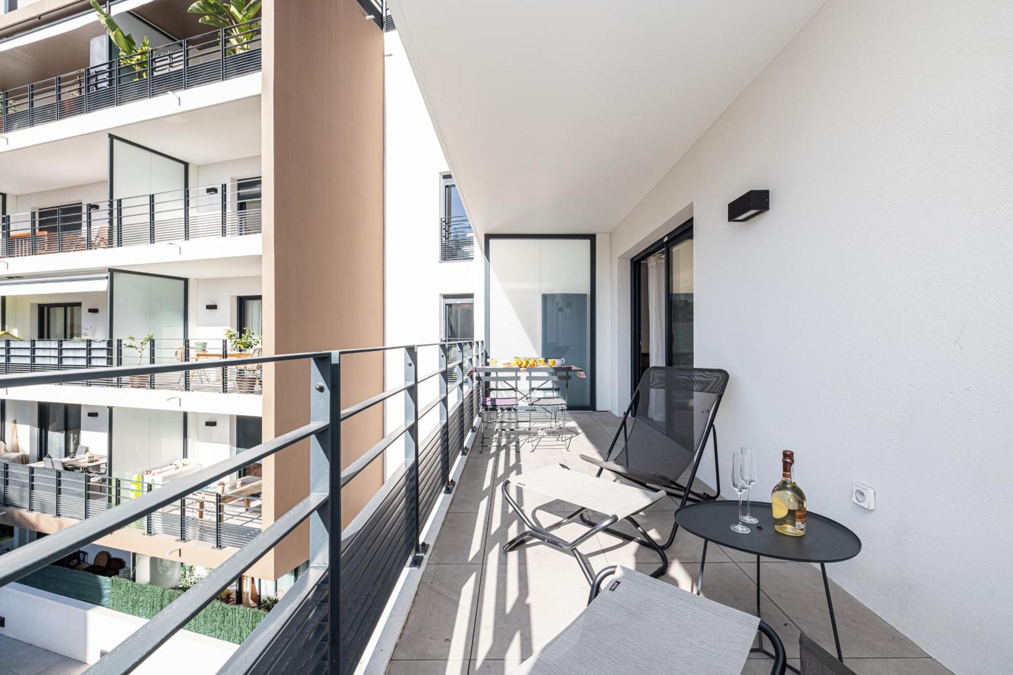 Queen Riviera : Climatisation, Parking, Terrasse Menton Exterior foto